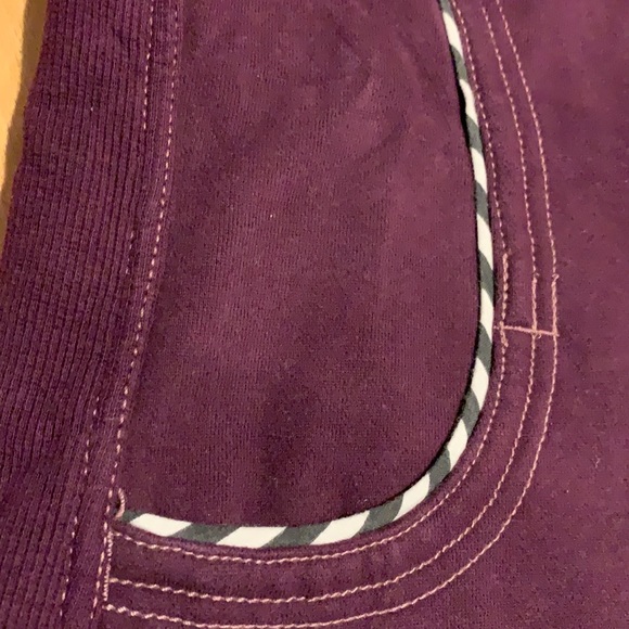 🌟HP🌟EUC Lululemon Special Edition Burgundy Hoodie detachable sleeves - size 10 - Picture 9 of 16